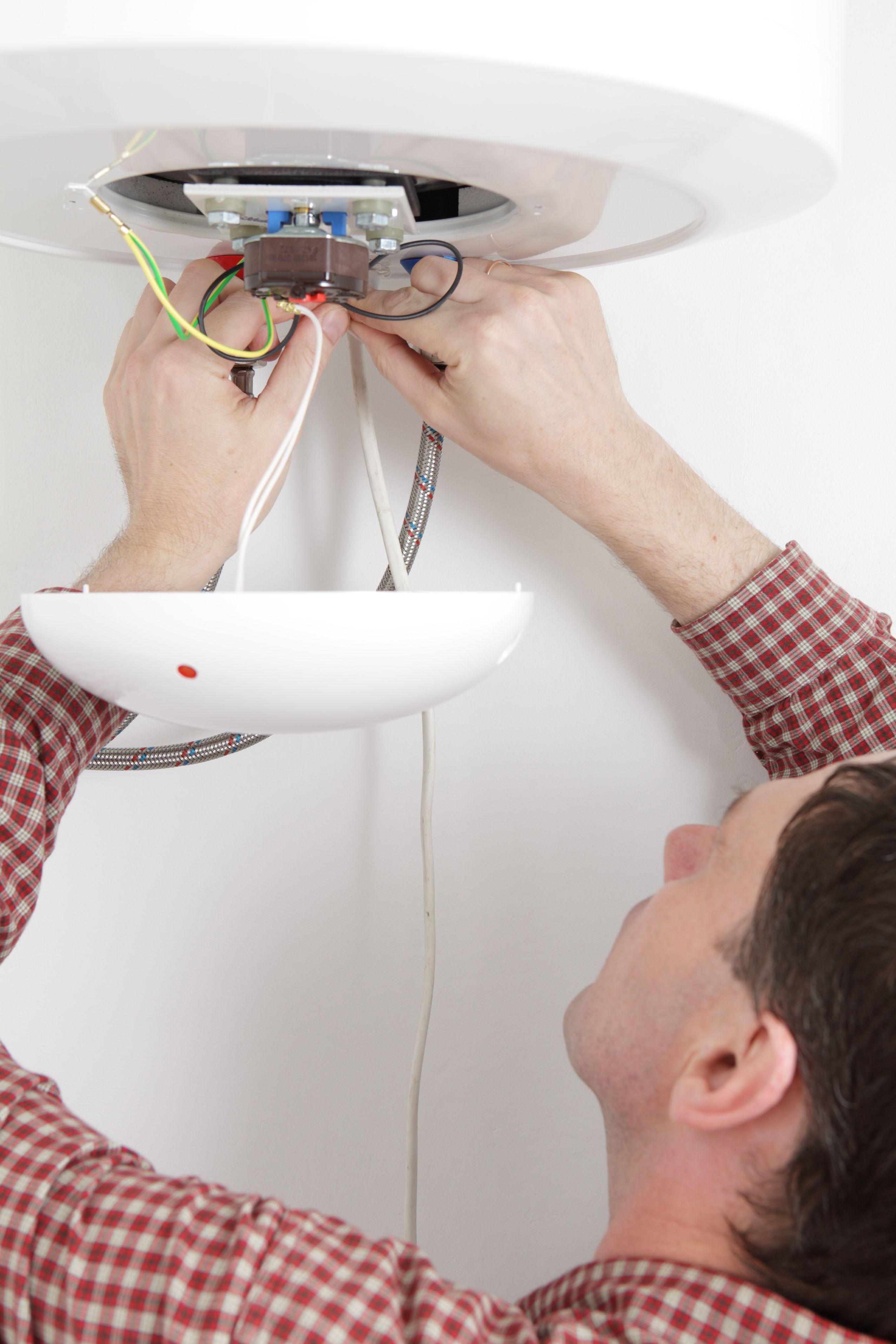 Find An Electrician Near Me Northbrook: Benefits